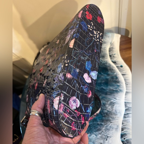 Brahmin Folk Tale Katie Crossbody Bag NWT plastic on brass. - Picture 7 of 9